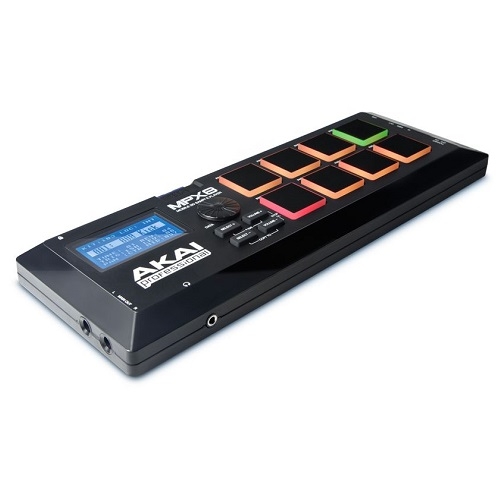 AKAI MPX 8 mobile pad sampler